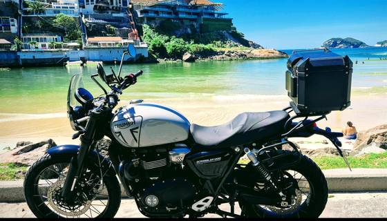 TRIUMPH BONNEVILLE SCRAMBLER 1200 X TRIUMPH BONNEVILLE SCRAMBLER 1200 X